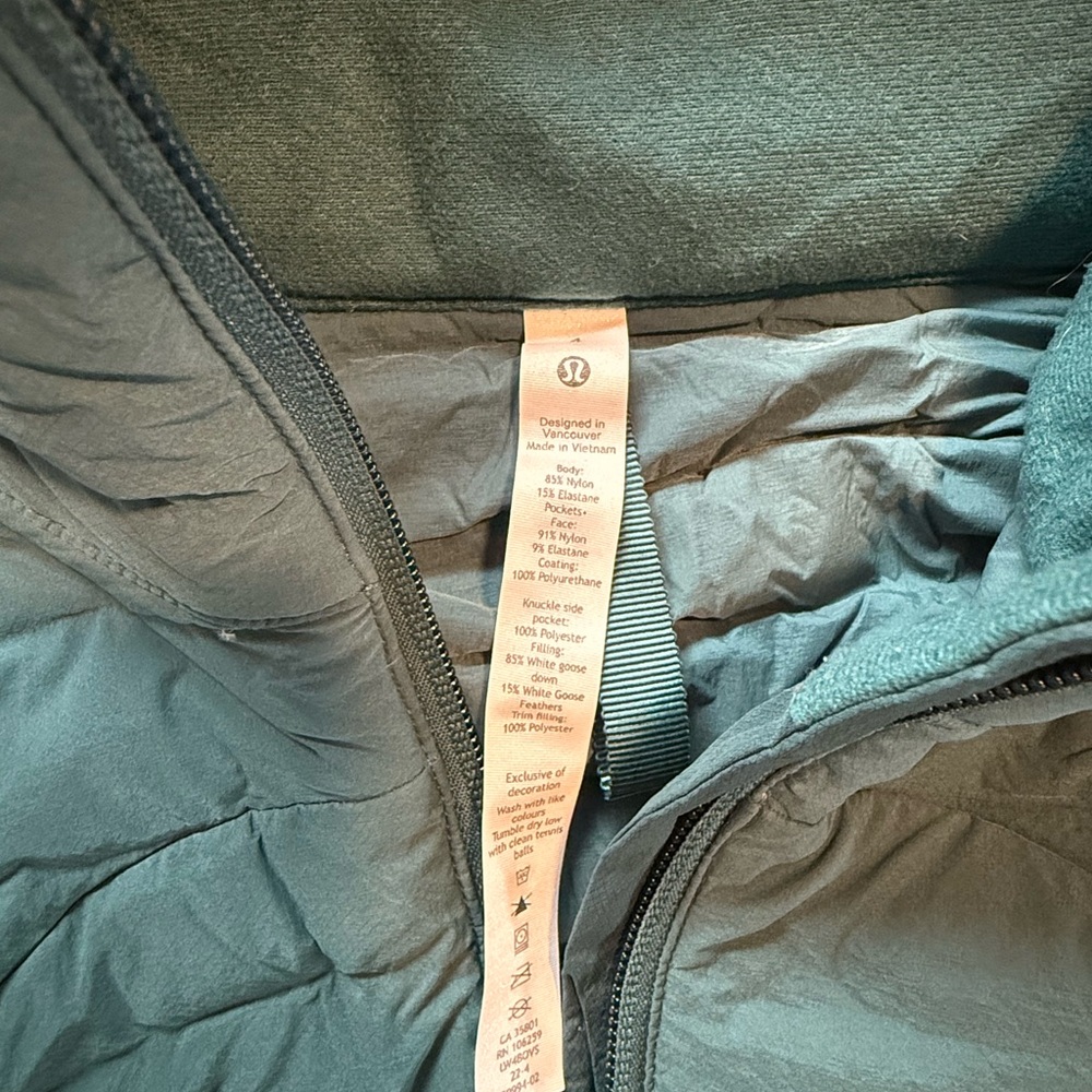 Lululemon Athletica Teal Pack It Down Puffer Jacket with Hood & Bag - Picture 3 of 4